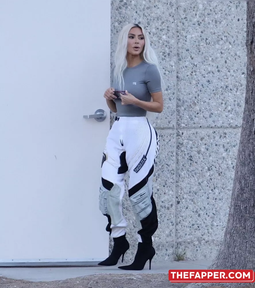 Kim Kardashian  Onlyfans Leaked Nude Image #F2rdP2ken0