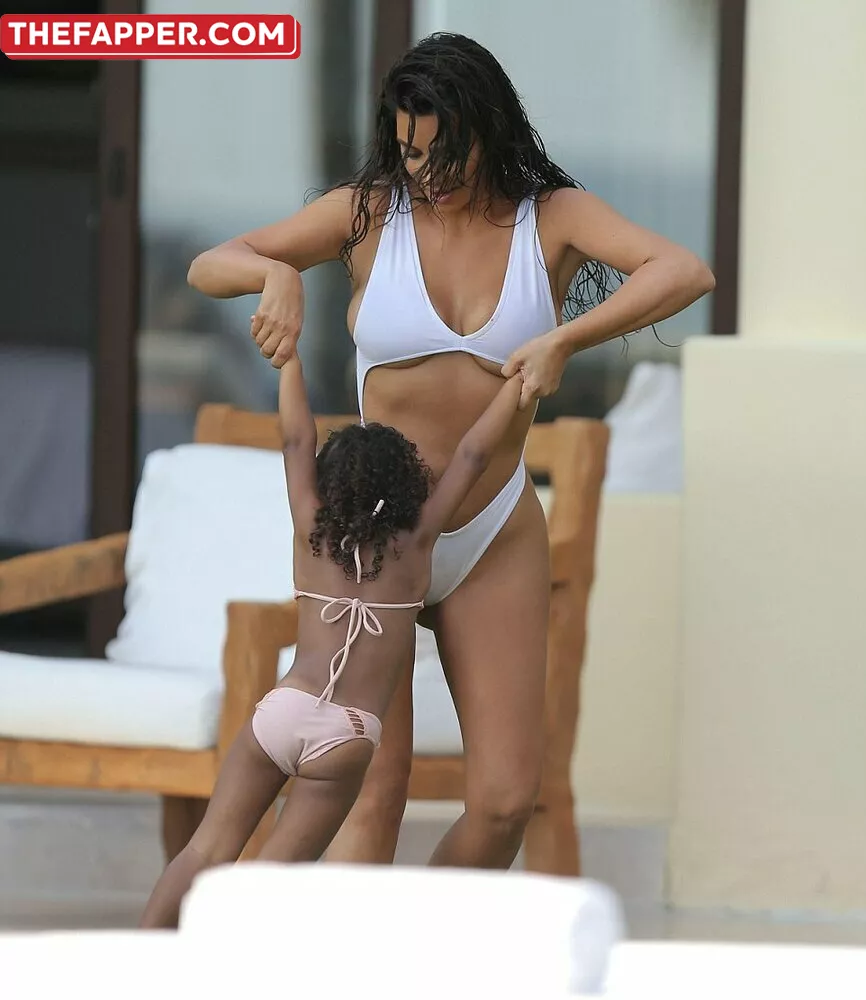 Kim Kardashian  Onlyfans Leaked Nude Image #GdIMWsAyAy