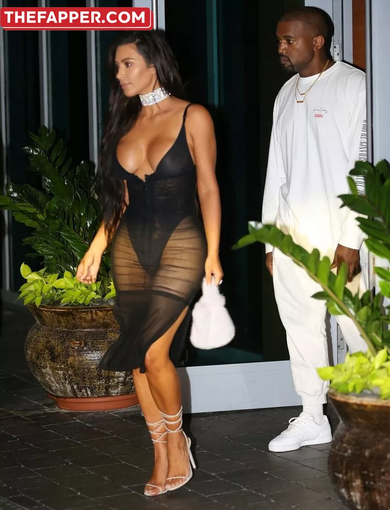 Kim Kardashian  Onlyfans Leaked Nude Image #Wl8Z55vGJj
