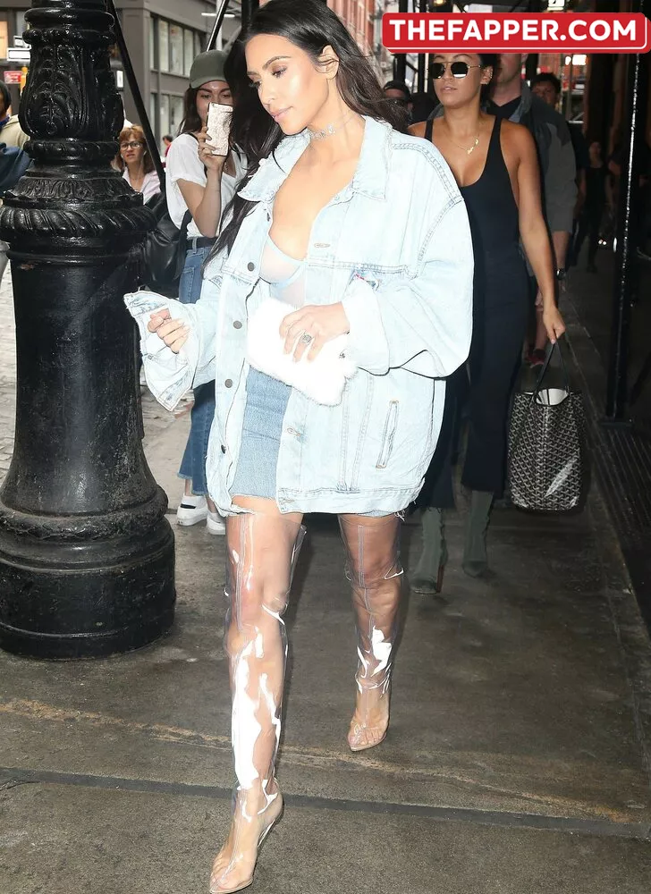 Kim Kardashian  Onlyfans Leaked Nude Image #zpXHmx2mws