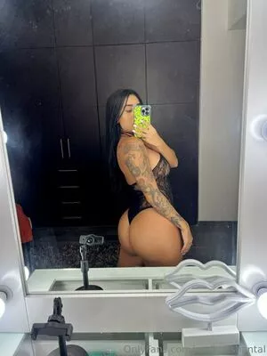 Kim Shantal #n9Zi1GU50L