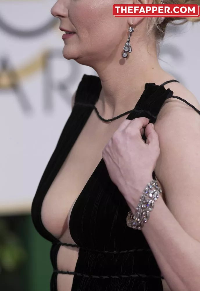 Kirsten Dunst  Onlyfans Leaked Nude Image #XWyvu31HbA