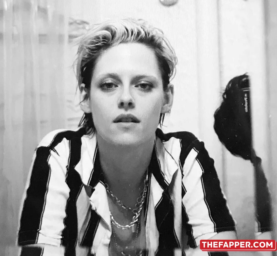 Kristen Stewart  Onlyfans Leaked Nude Image #3ZEIEB87Nq