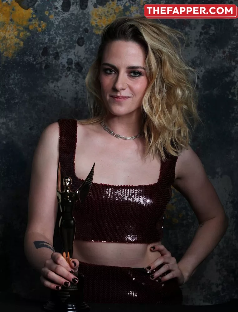 Kristen Stewart  Onlyfans Leaked Nude Image #7WDq5KnDac