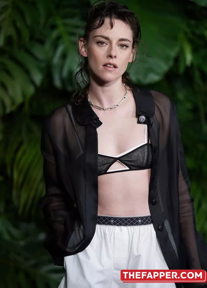 Kristen Stewart  Onlyfans Leaked Nude Image #9Jg2pkHULb