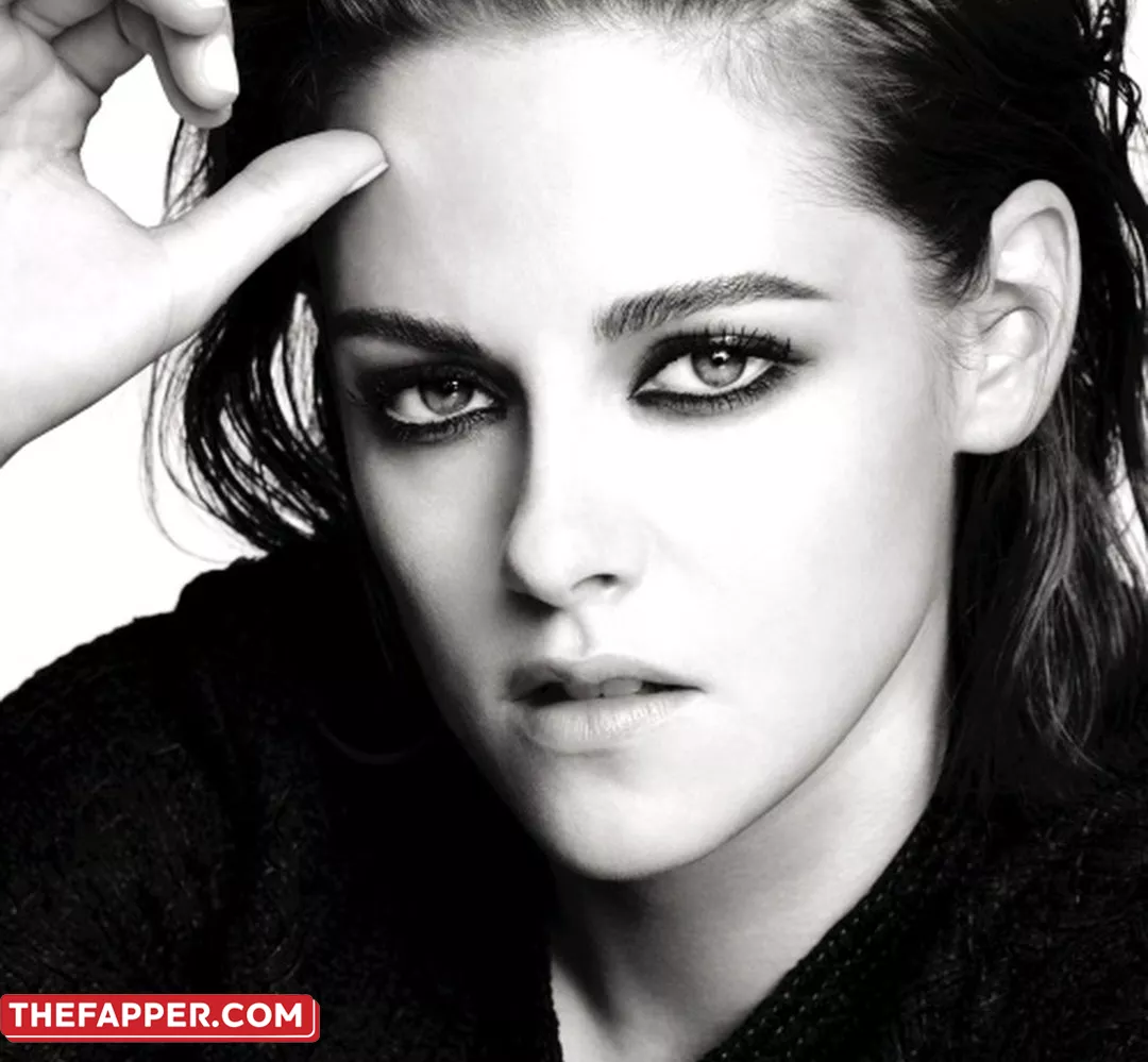Kristen Stewart  Onlyfans Leaked Nude Image #GYbUG01r2n