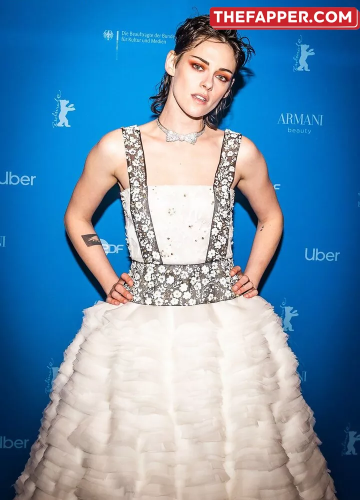 Kristen Stewart  Onlyfans Leaked Nude Image #QFMD43Z35Q
