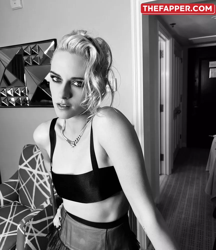 Kristen Stewart  Onlyfans Leaked Nude Image #ROrfQ9xJlB