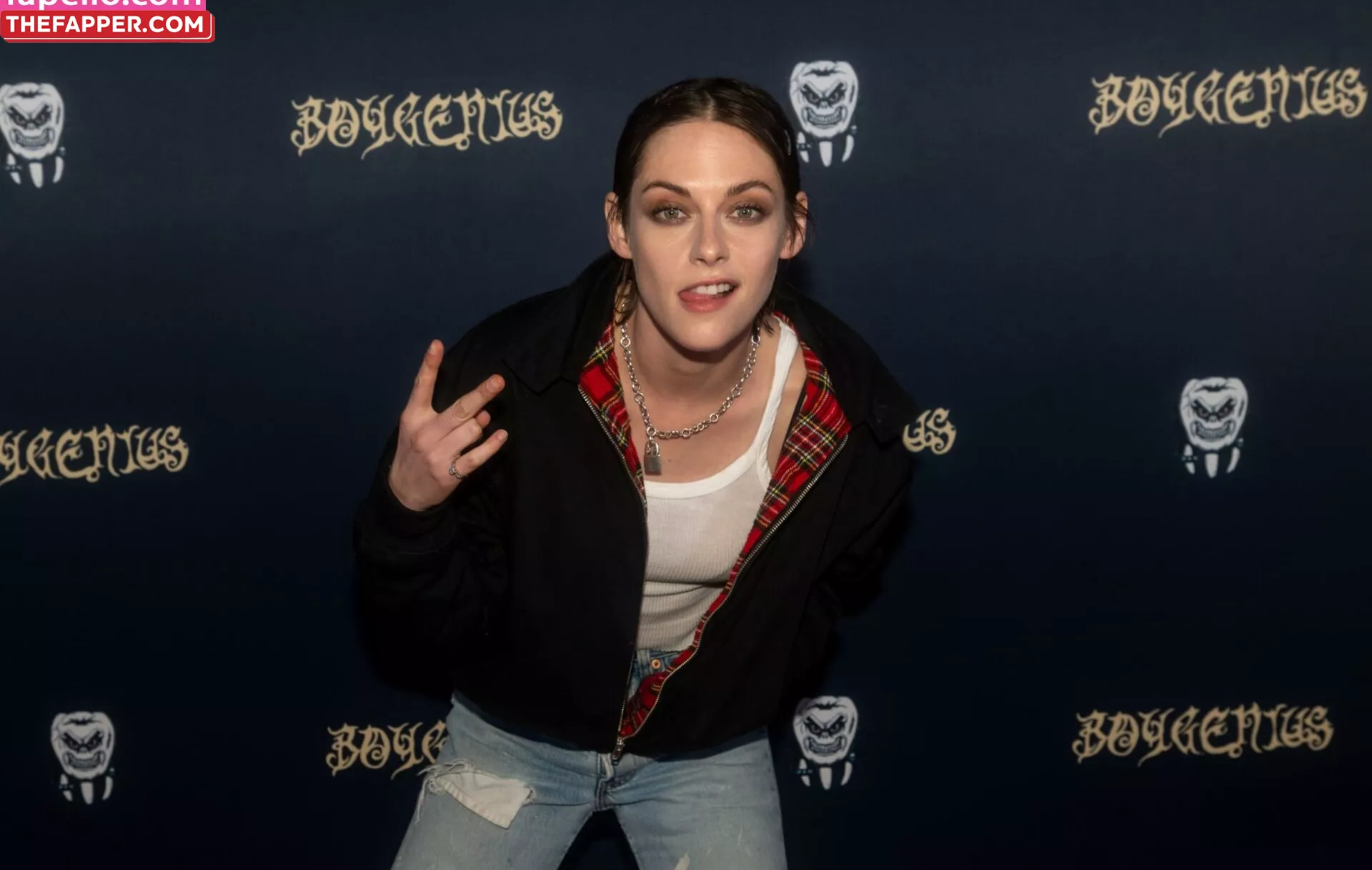 Kristen Stewart  Onlyfans Leaked Nude Image #XGZMG3GayX