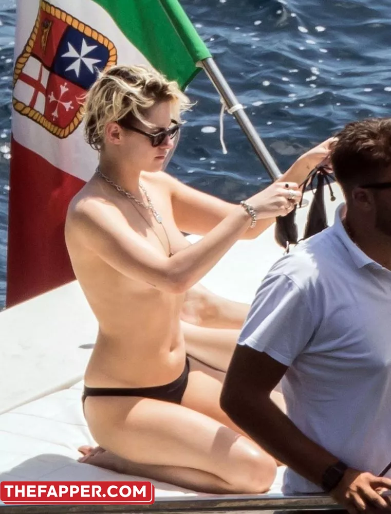 Kristen Stewart  Onlyfans Leaked Nude Image #c9SDupQt59
