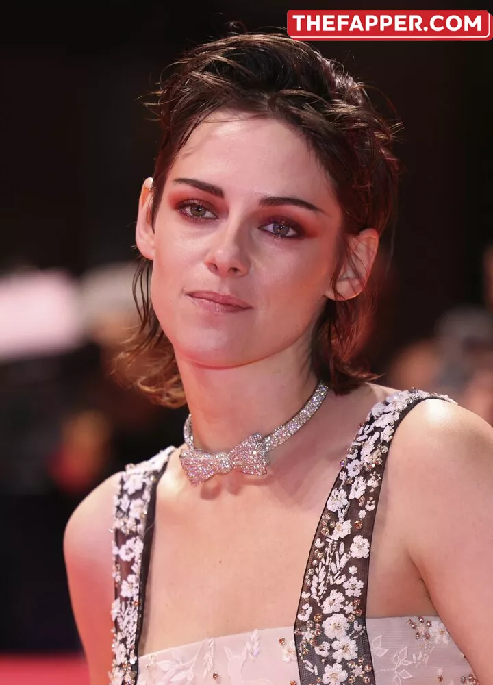 Kristen Stewart  Onlyfans Leaked Nude Image #gihk54P3YG