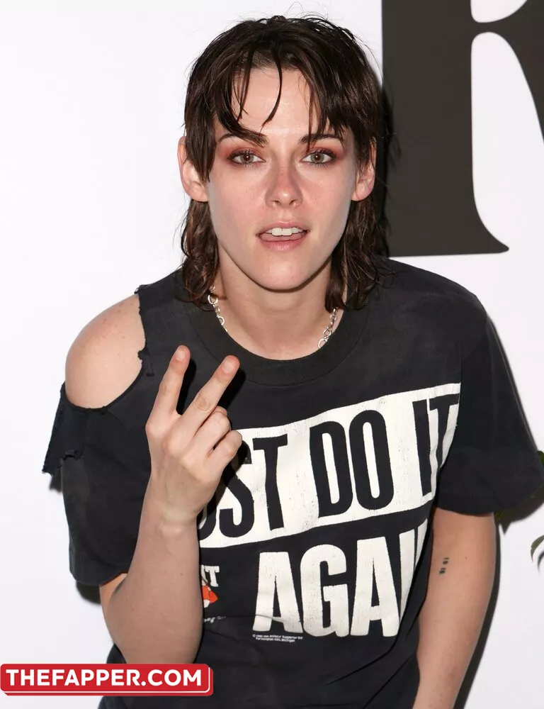 Kristen Stewart  Onlyfans Leaked Nude Image #guvVnKwzku