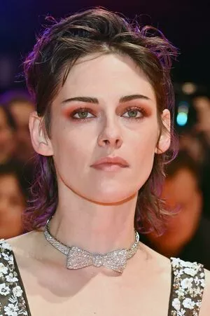 Kristen Stewart Onlyfans Leaked Nude Image #qSlQQVkBQV