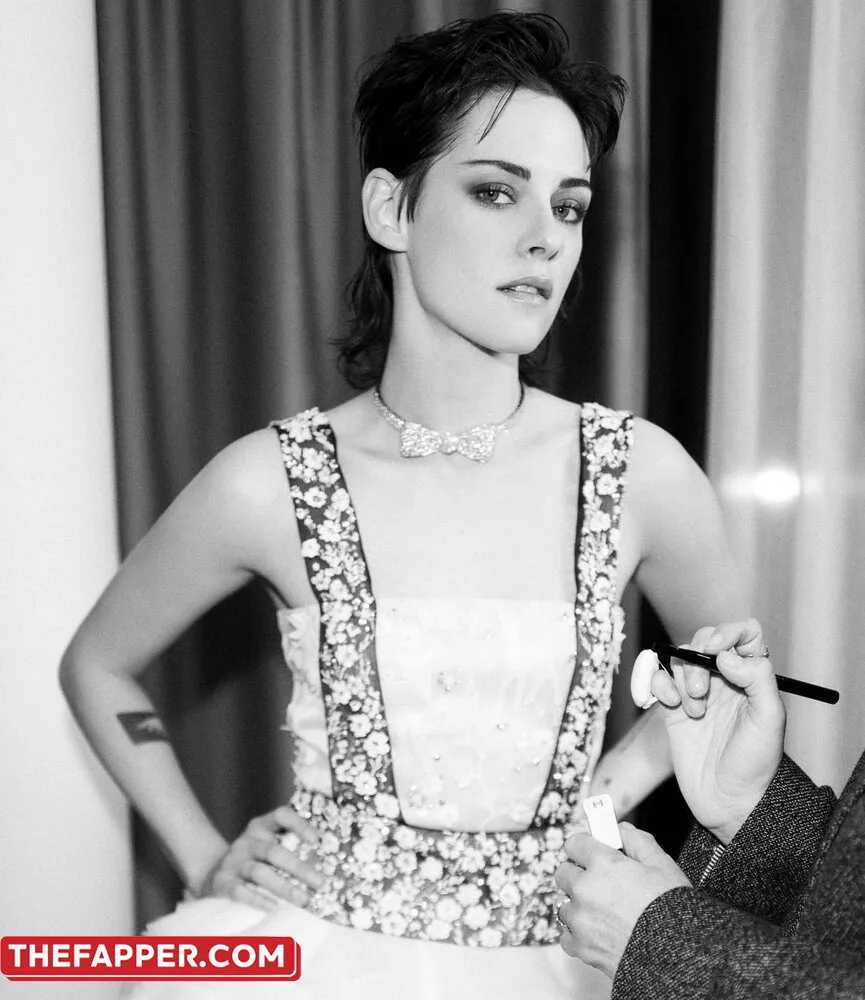 Kristen Stewart  Onlyfans Leaked Nude Image #vVlARARkNx