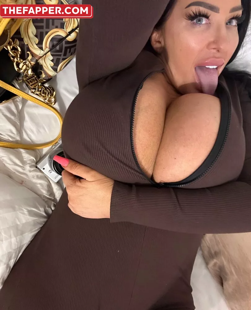 Kristine 38nn  Onlyfans Leaked Nude Image #3QCRQBVnOU