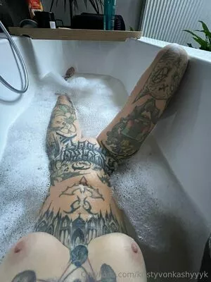 Kristy Von Kashyyyk #Zx7XiTk1p5