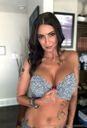 Kristyleebella #O2gtNJVbyh