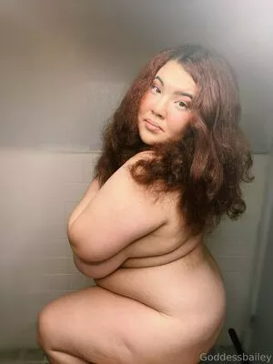 Kweenbailey23 #8f3kgZRqDn