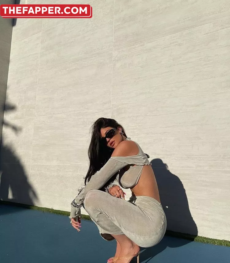 Kylie Jenner  Onlyfans Leaked Nude Image #8WChZrQ4DH