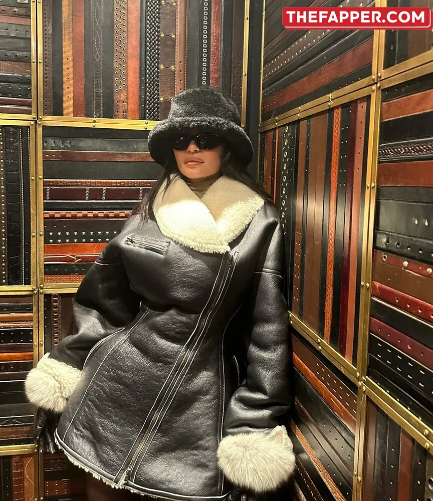 Kylie Jenner  Onlyfans Leaked Nude Image #8aFlCt1KzL