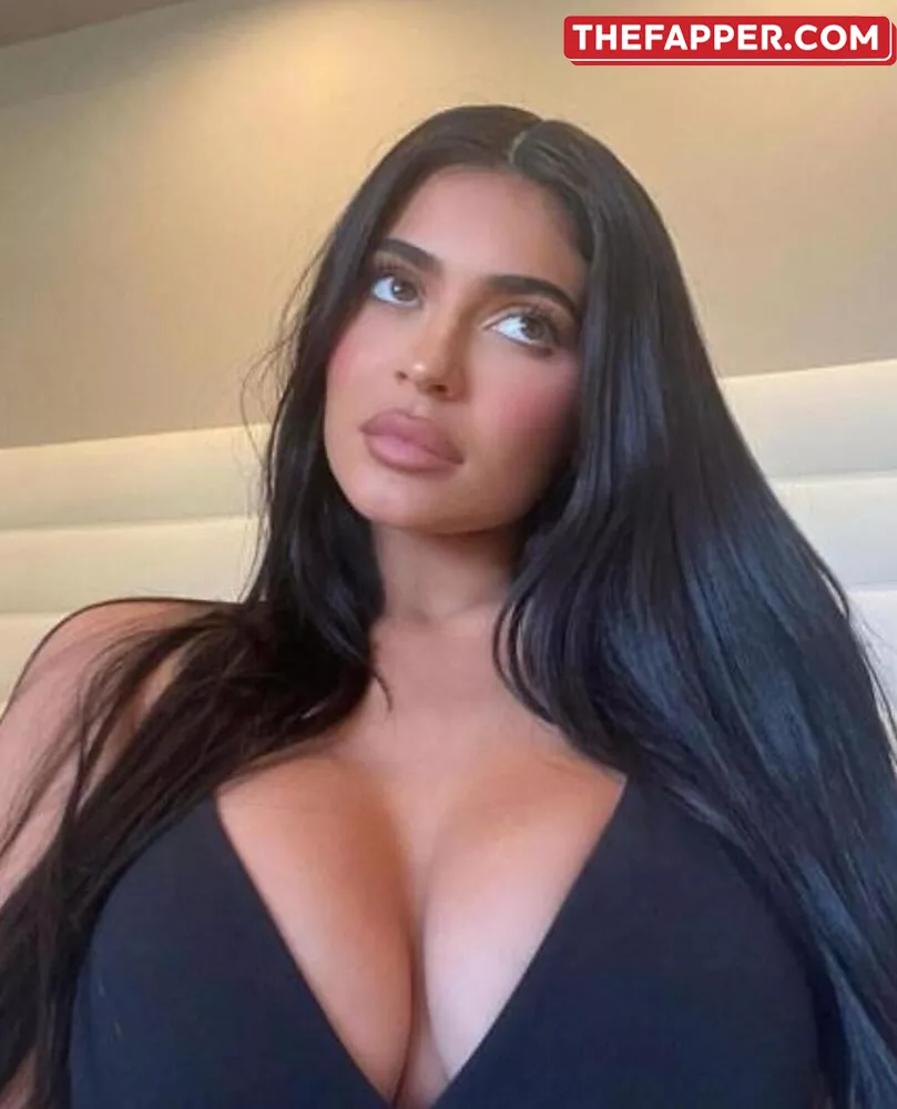 Kylie Jenner  Onlyfans Leaked Nude Image #DZTz4ArNua