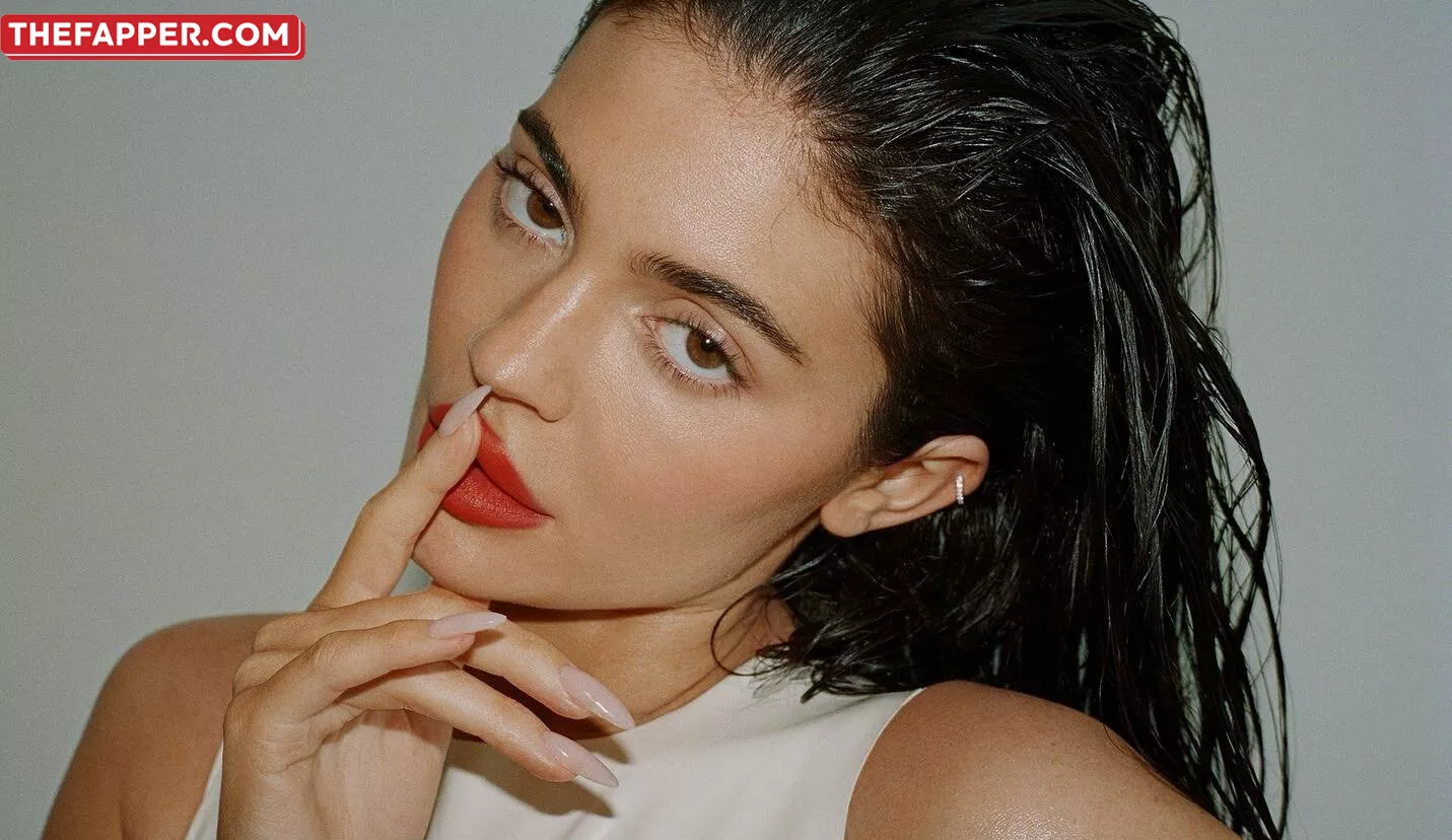 Kylie Jenner  Onlyfans Leaked Nude Image #IWESWj3Ssl