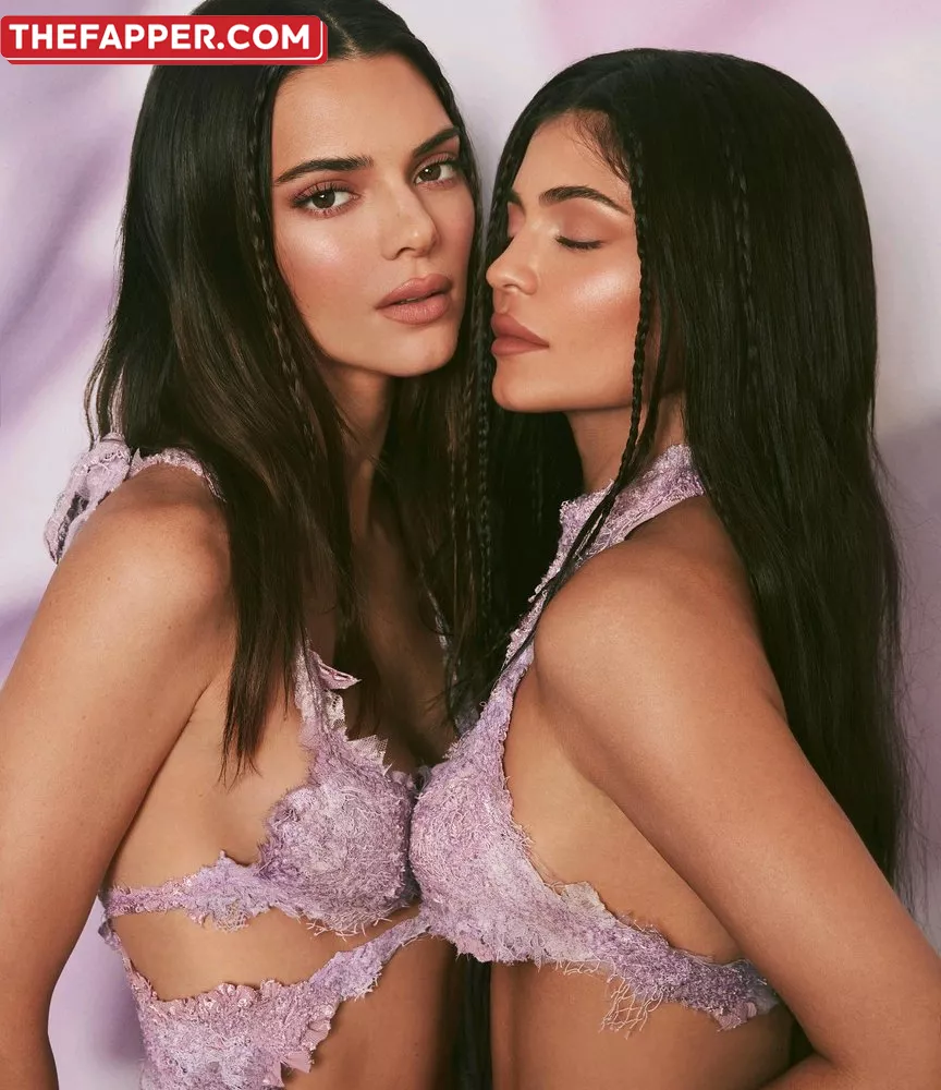 Kylie Jenner  Onlyfans Leaked Nude Image #IpIydwS2Go