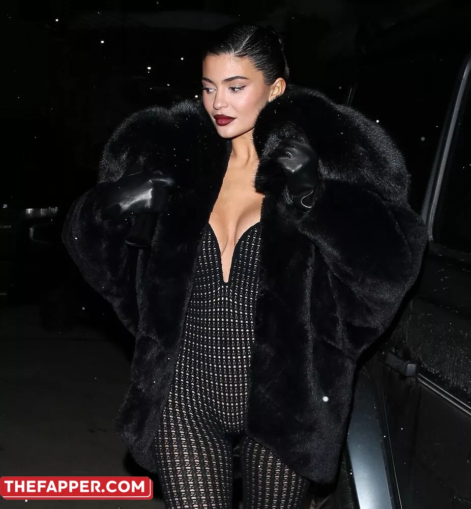 Kylie Jenner  Onlyfans Leaked Nude Image #QArIoiGOzl
