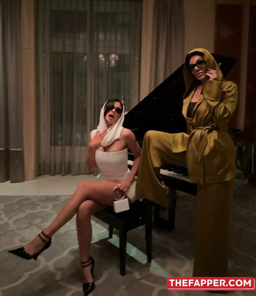 Kylie Jenner  Onlyfans Leaked Nude Image #TzNbbnyv4y
