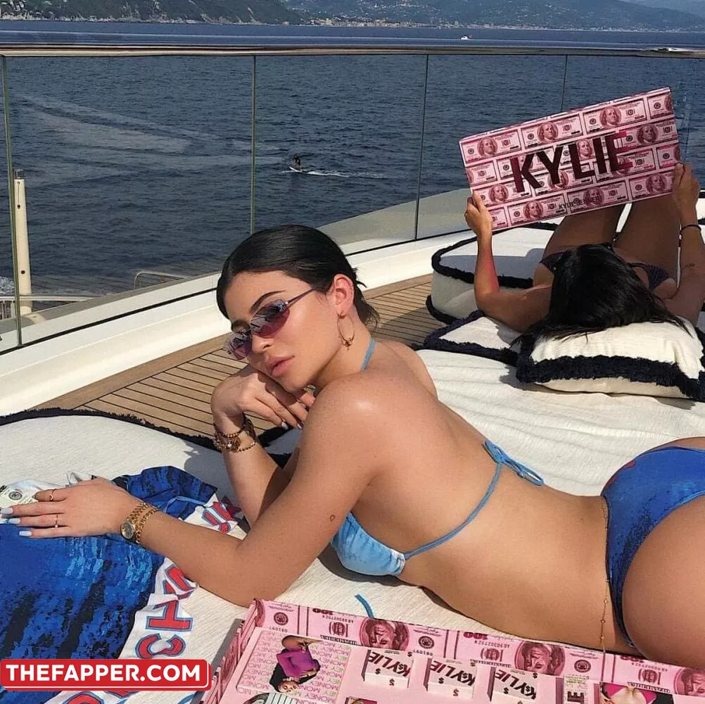 Kylie Jenner  Onlyfans Leaked Nude Image #VzVWVff4Y8