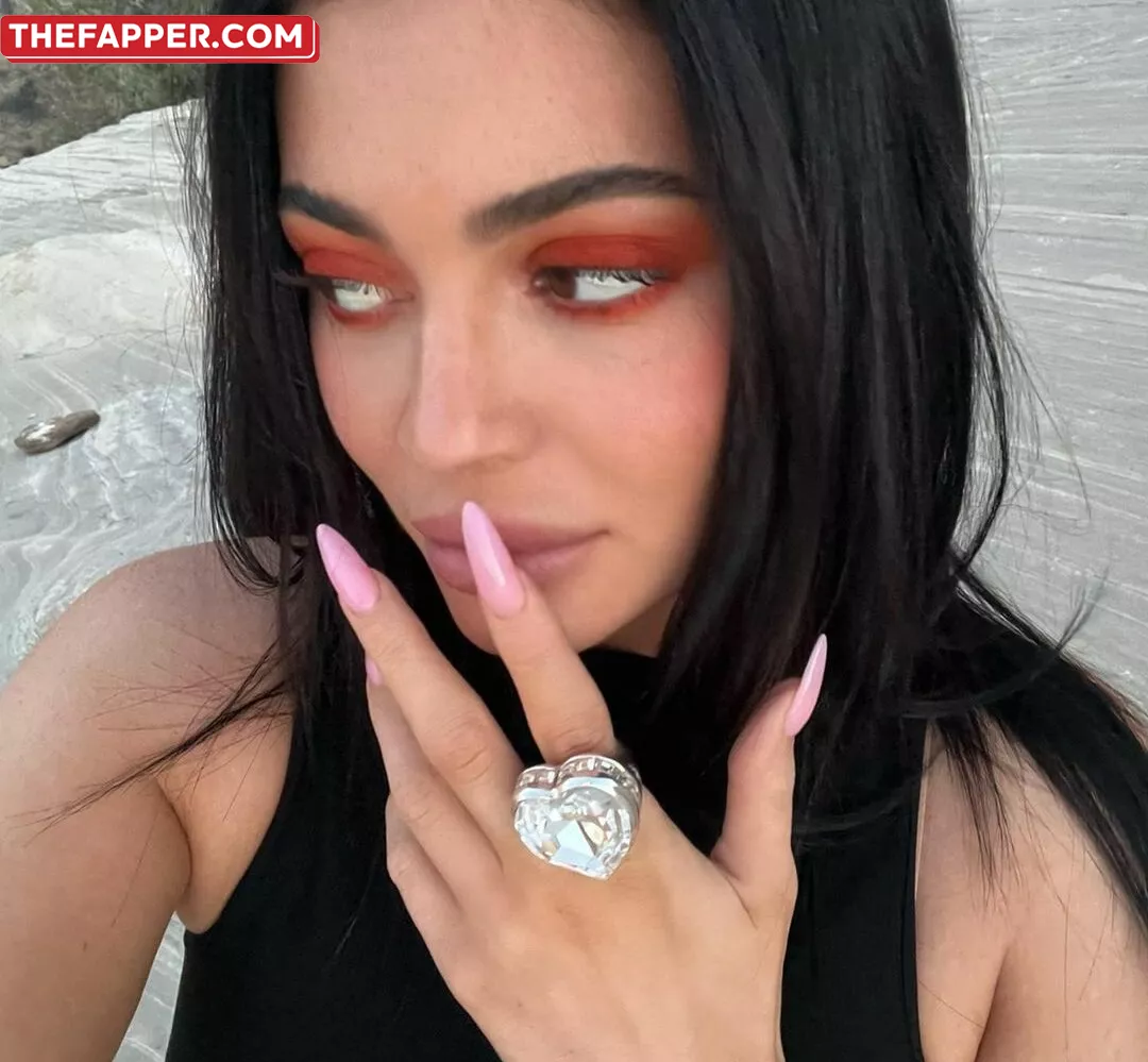 Kylie Jenner  Onlyfans Leaked Nude Image #XNTn05X7hT