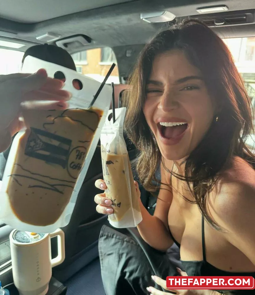 Kylie Jenner  Onlyfans Leaked Nude Image #YRIbf55aDG