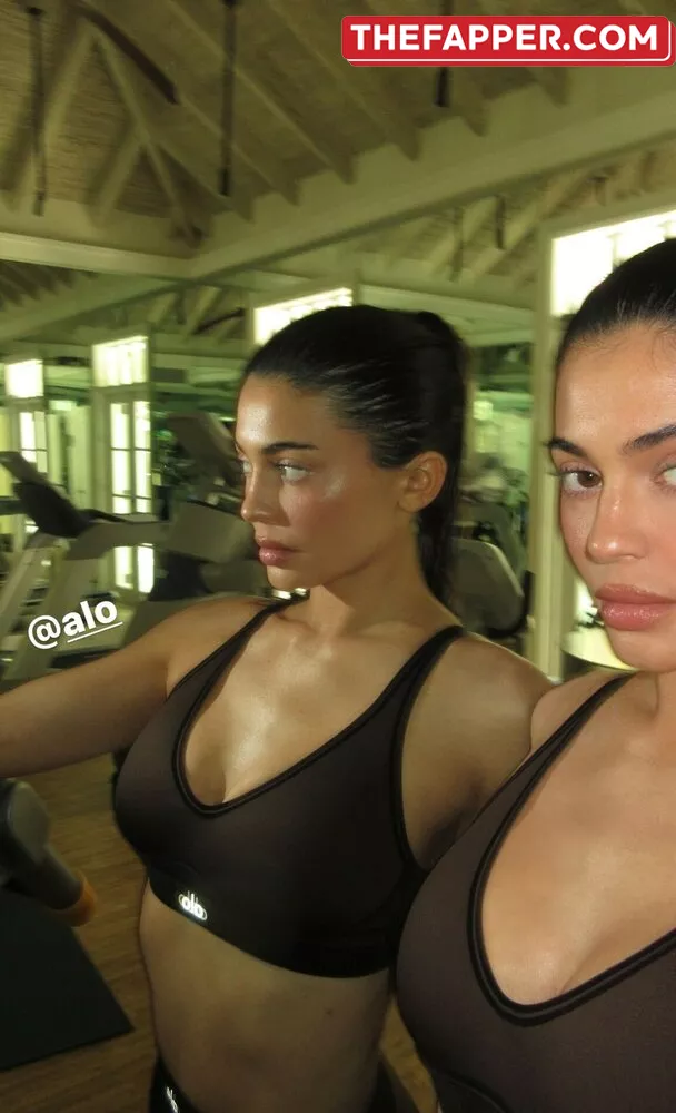 Kylie Jenner  Onlyfans Leaked Nude Image #ZBG4nklJ6o
