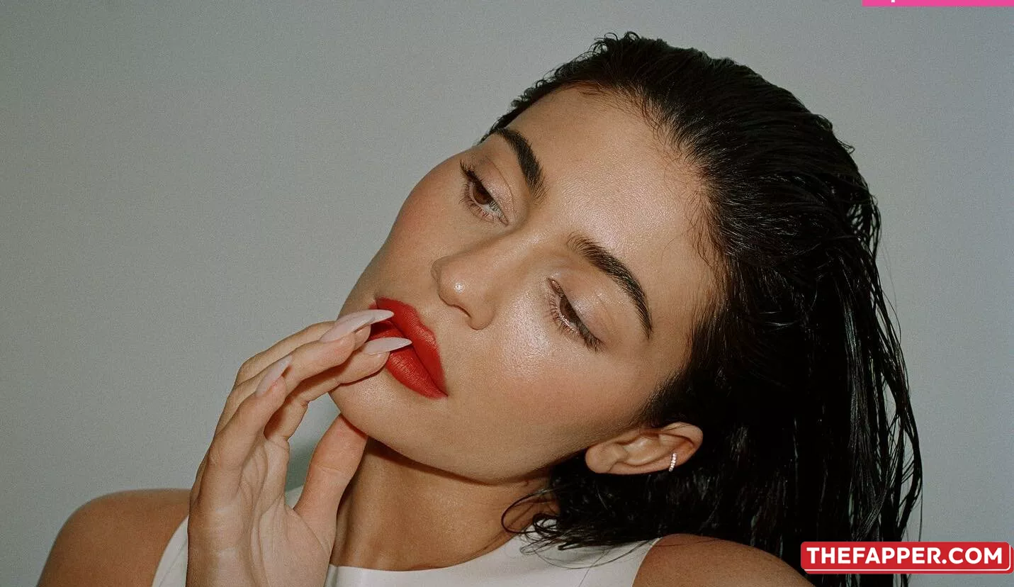 Kylie Jenner  Onlyfans Leaked Nude Image #eVwx1fC6Yq