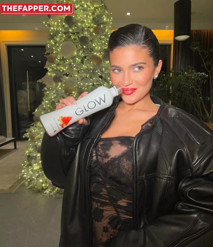 Kylie Jenner  Onlyfans Leaked Nude Image #k85XGV7UBM