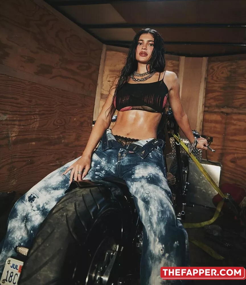 Kylie Jenner  Onlyfans Leaked Nude Image #mEQyXRfMB0