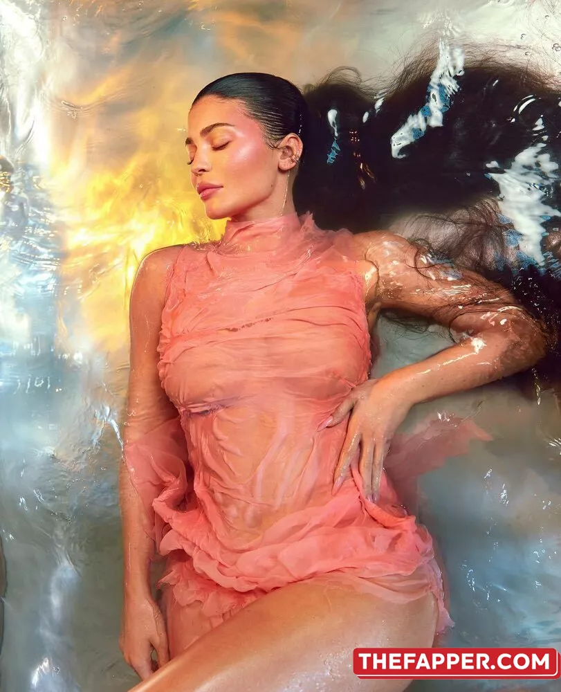 Kylie Jenner  Onlyfans Leaked Nude Image #oHTZYIQanU