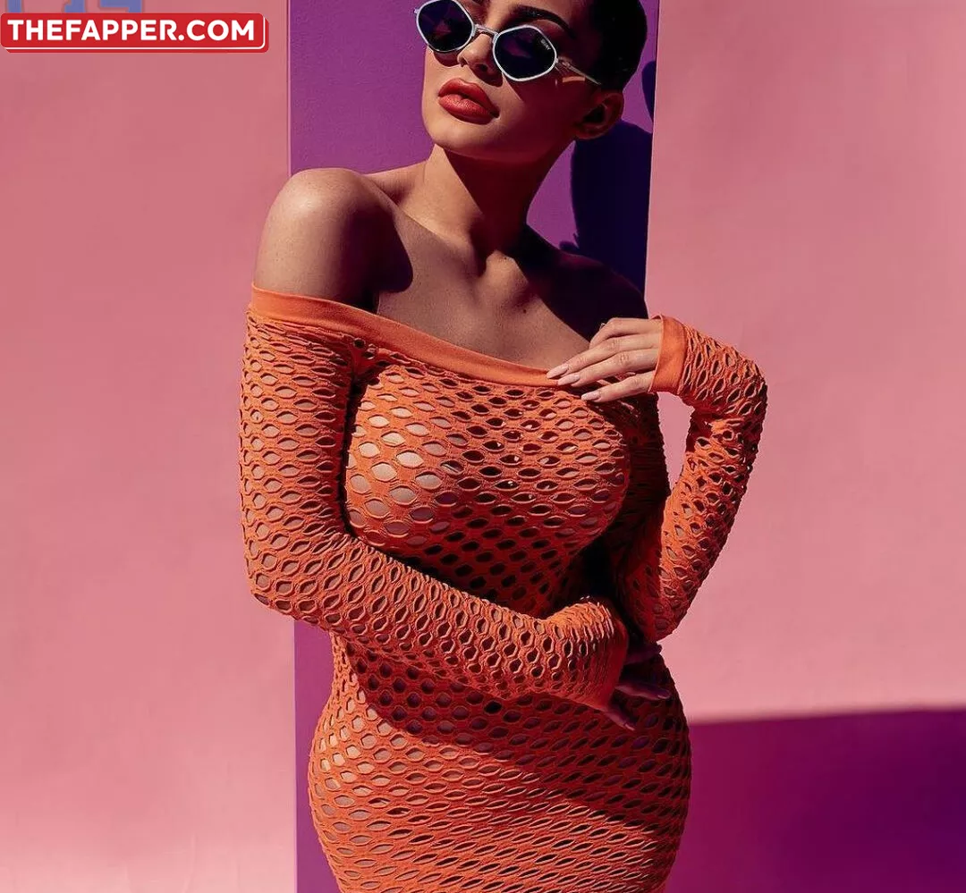 Kylie Jenner  Onlyfans Leaked Nude Image #pIg3F7OHG9