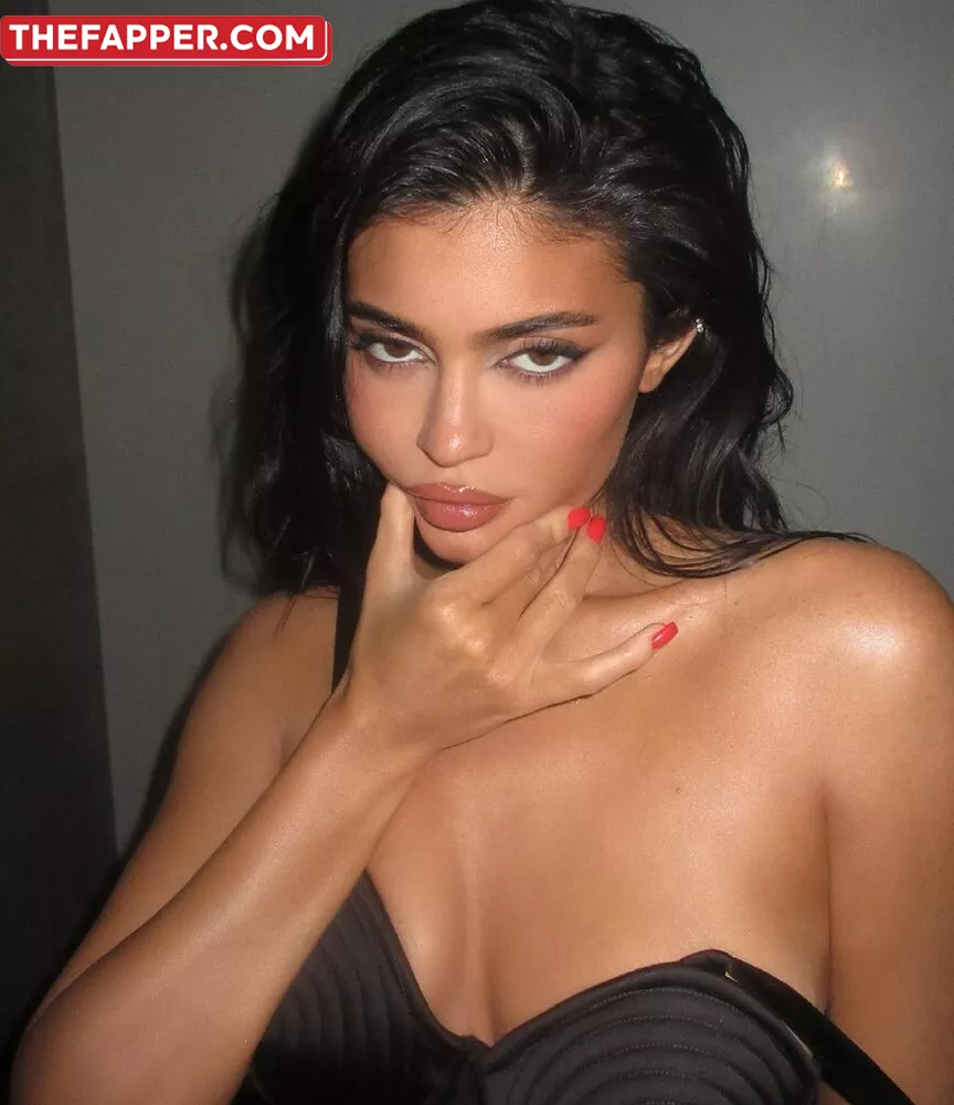 Kylie Jenner  Onlyfans Leaked Nude Image #scnyG7sIx5