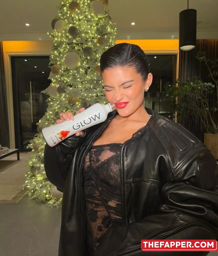 Kylie Jenner  Onlyfans Leaked Nude Image #tUZnrTRwId