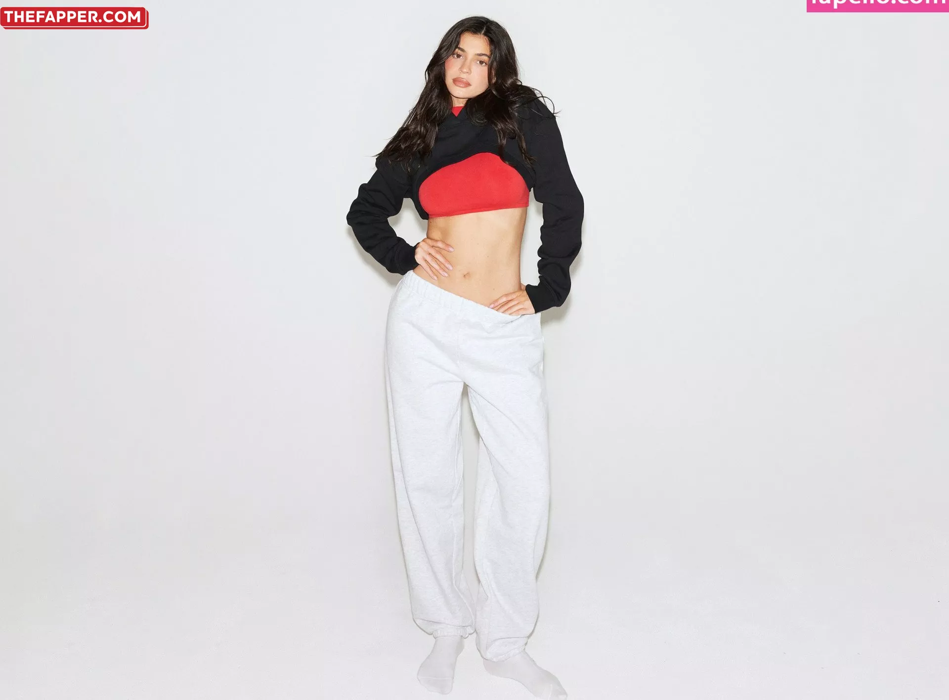 Kylie Jenner  Onlyfans Leaked Nude Image #zA9GOMIZ8J