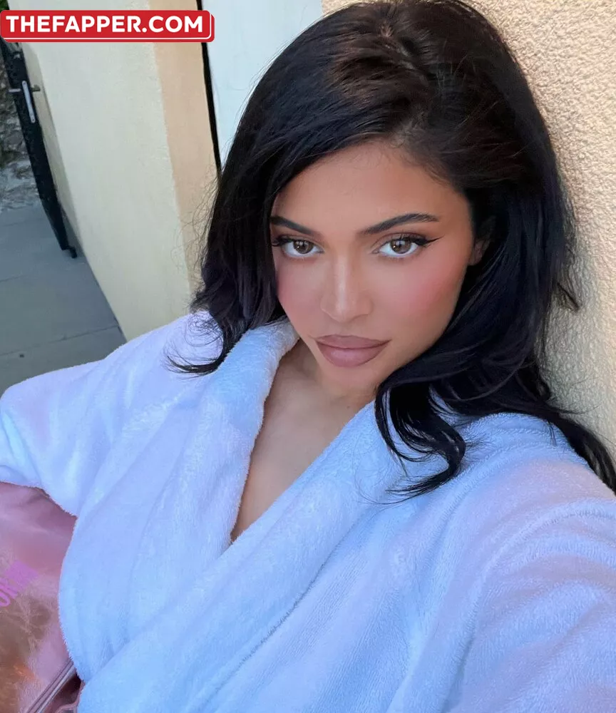 Kylie Jenner  Onlyfans Leaked Nude Image #zylotbN11M