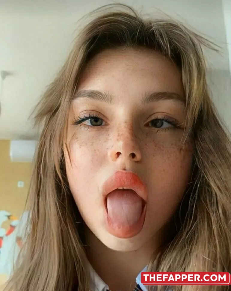 Kylienextdoor69  Onlyfans Leaked Nude Image #34W91Fm7az