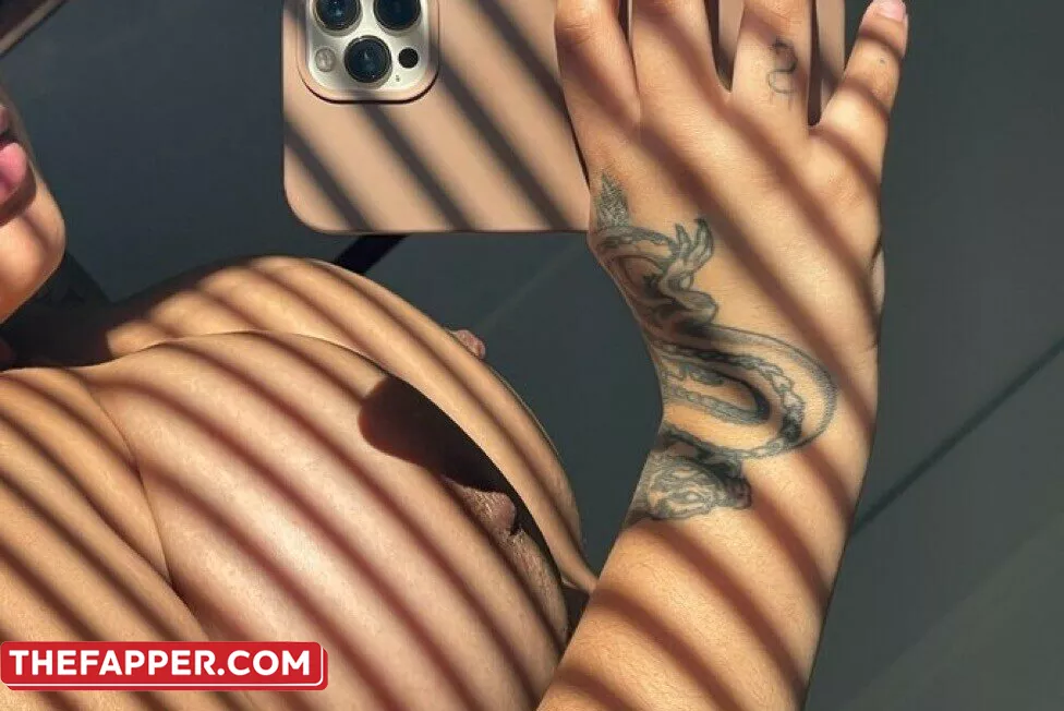 Laixxx  Onlyfans Leaked Nude Image #CzDmAJrmXM