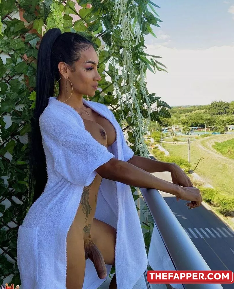 Laura Saenz  Onlyfans Leaked Nude Image #8bYBcKMyPX