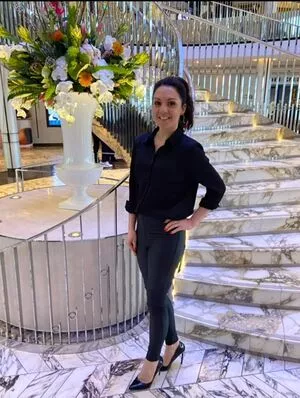 Laura Tobin #UfzKZtsD0b