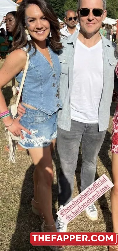 Laura Tobin  Onlyfans Leaked Nude Image #nlTD4YBAQg