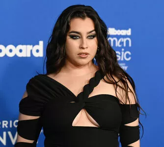 Lauren Jauregui #QqFB9LMwGr