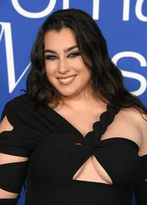 Lauren Jauregui #itFO7jvlTZ