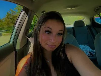 Lauren Risotti #rbdH2yV5xs